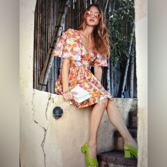 Fame and Partners Aidan Puff Sleeve Mini Dress Tropical Lilac Fruit Print Size 2 - Picture 4 of 11